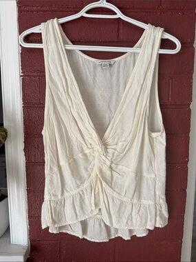 American Eagle Outfitters Ivory Knot-Front V-Neck Ruffle Bottom Tank Top M